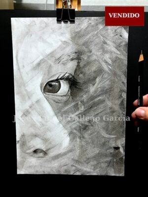 Retrato de una mujer desnuda a carboncillo tamaño A4